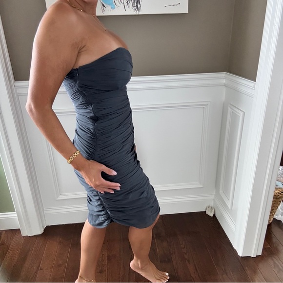 Diane Von Furstenberg Vintage Silk Ruched Dress - Picture 3 of 6